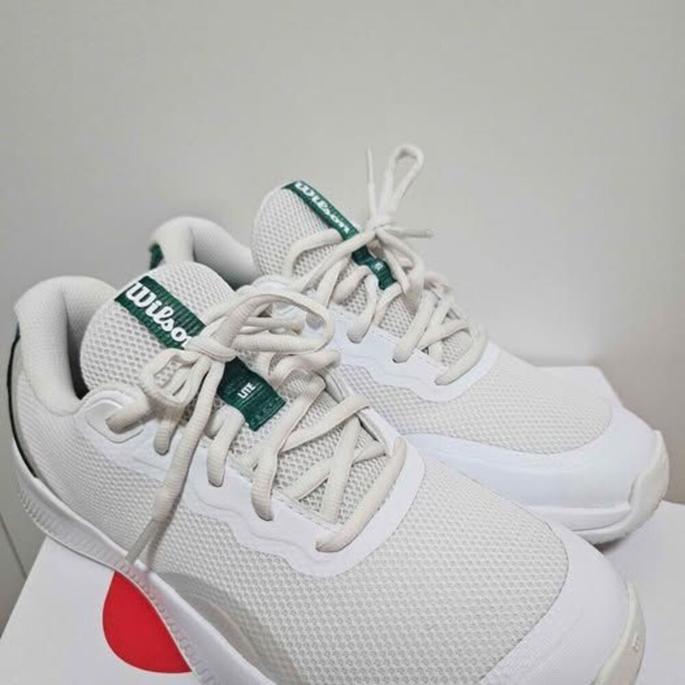 Women's Pickle Ball Tennis Shoes Wilson's worn only once Size 6.5